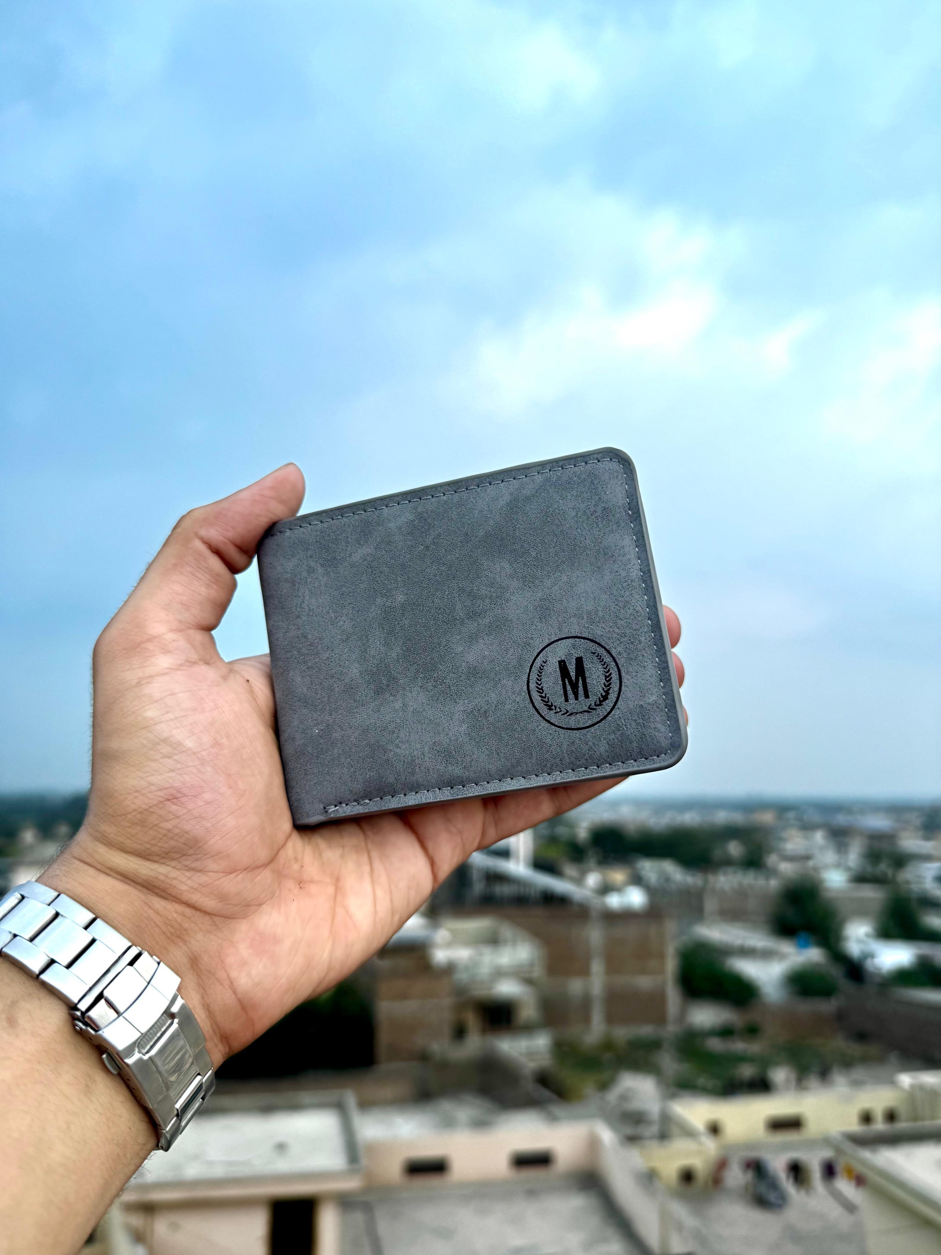 Vintage Slim Wallet for Men – Premium Leather Card Holder | Compact Bi-Fold Wallet
